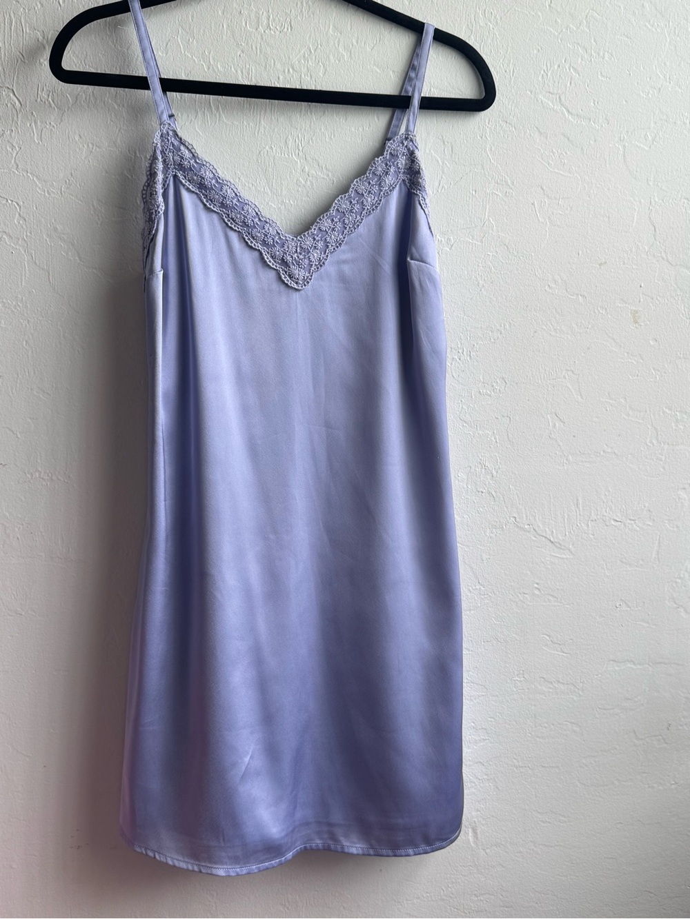 Hollister Classic Lace-Trim Slip Dress in Light Lavender